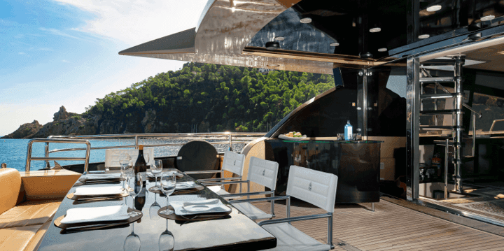 Alfresco Dining