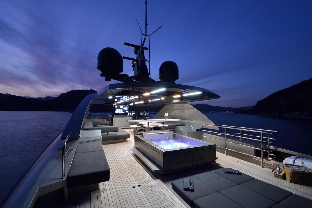Serenity Unleashed: Jacuzzi on Deck