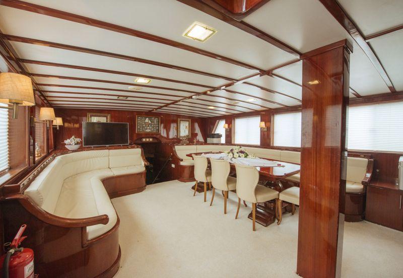 Fully Equipped Saloon