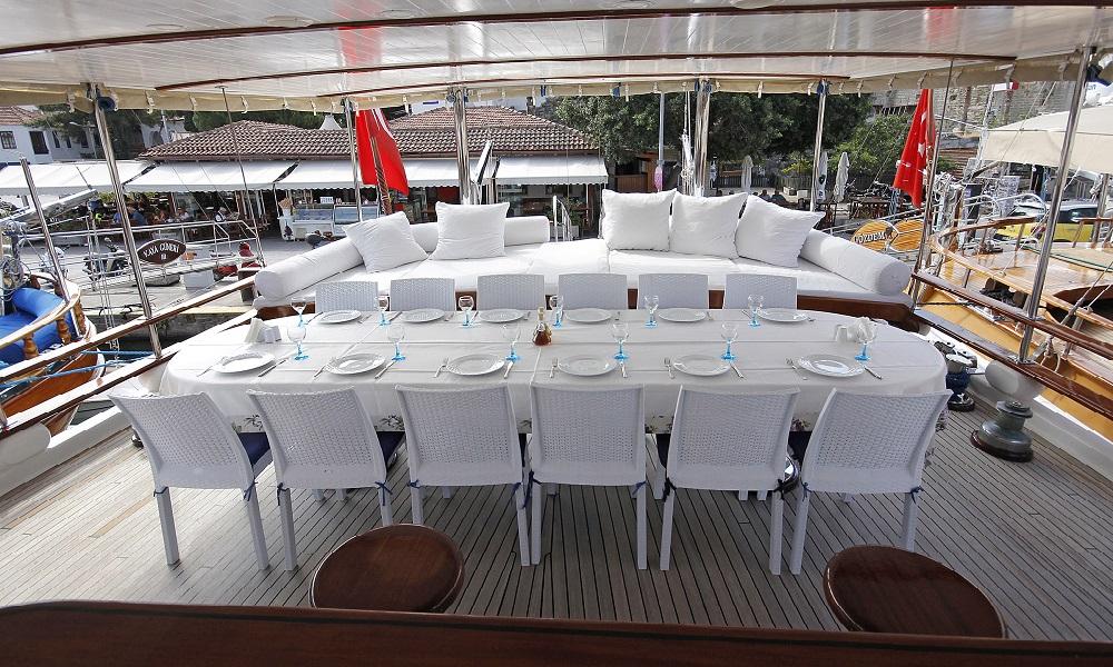 Dine with Spectacular Views
