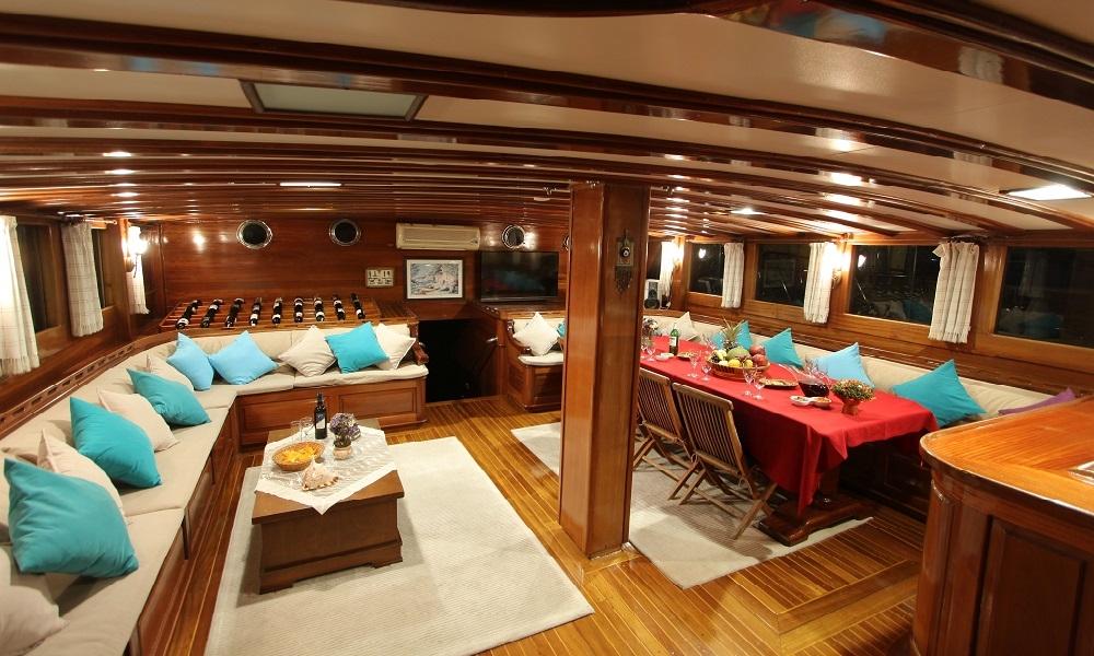 Fully Equipped Saloon