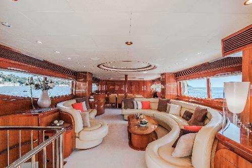 Cozy Saloon