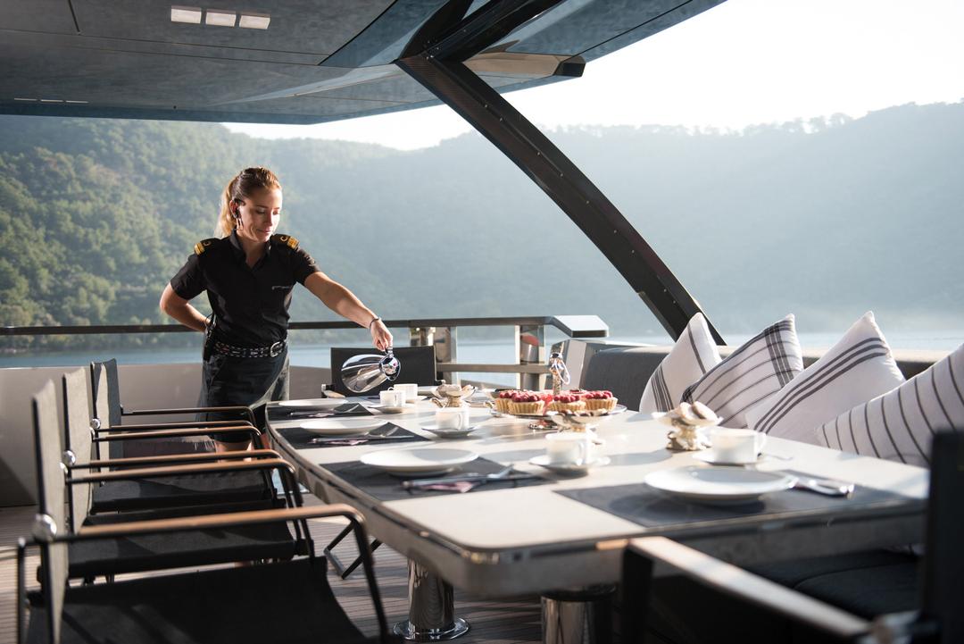 Indulgence Al Fresco: A Dining Experience Like No Other