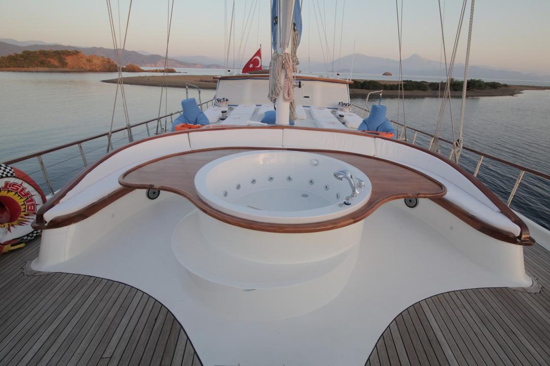 Luxurious Amenities