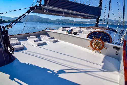 Sunbathe with Panoramic Views