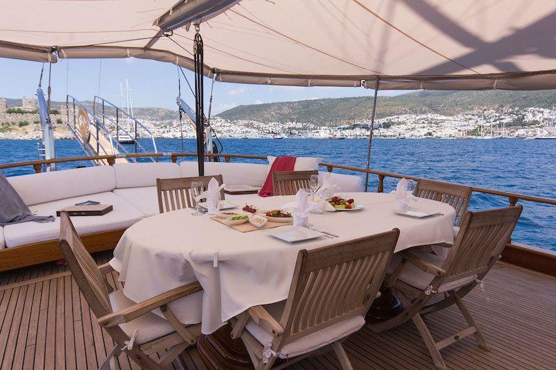 Savor Gourmet Meals Amidst Breathtaking Scenery