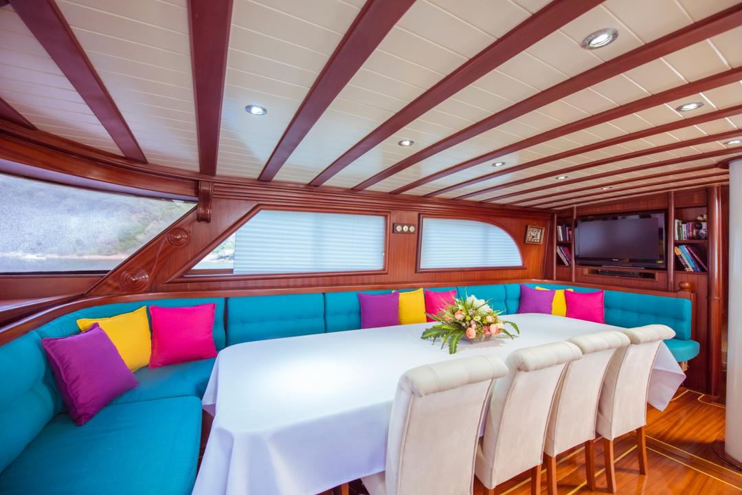 Fully Equipped Saloon