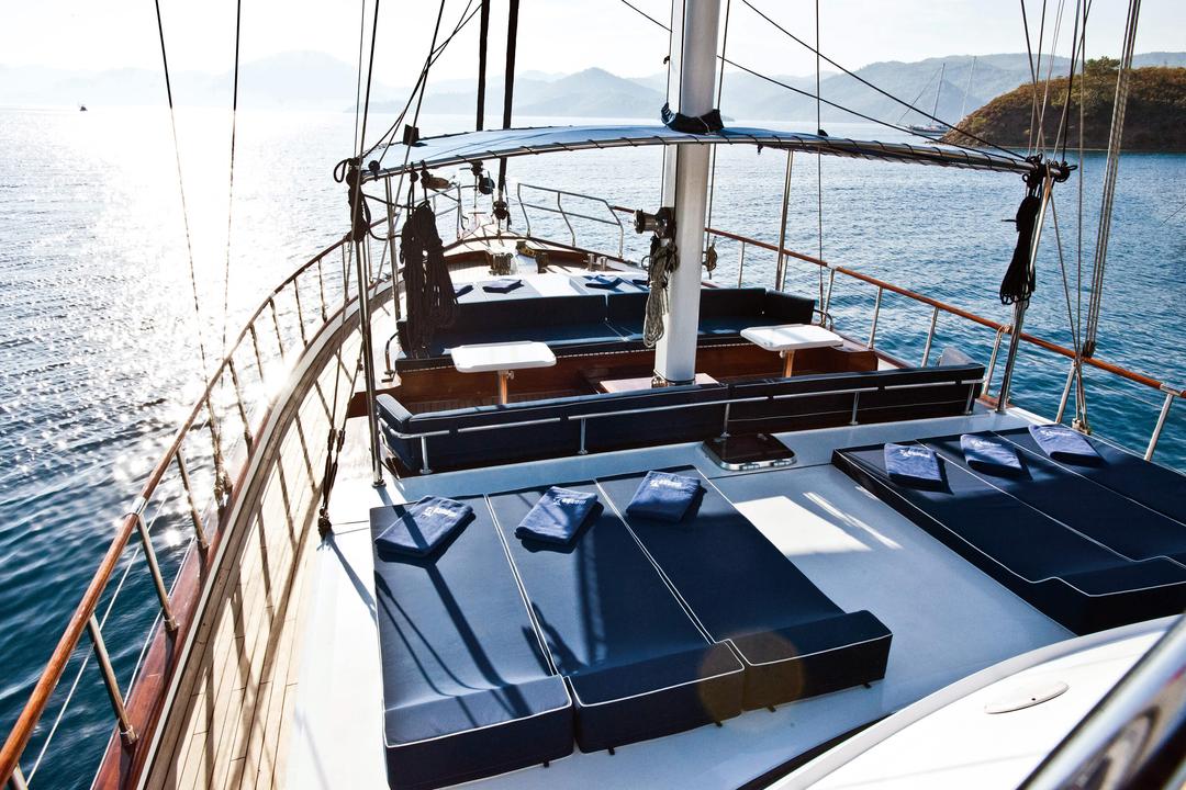 Sunbathe on Deck