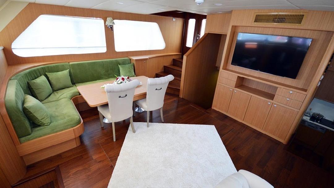 Fully Equipped Saloon