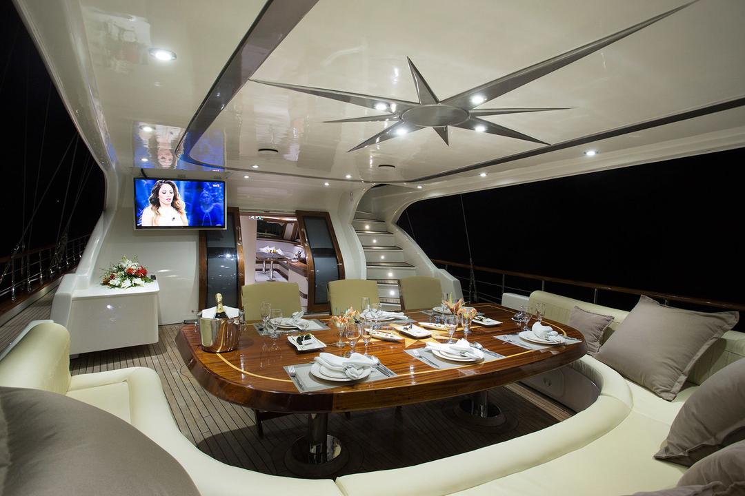 Dine Under the Stars