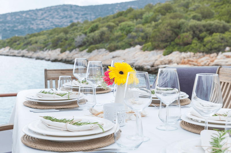 Alfresco Dining