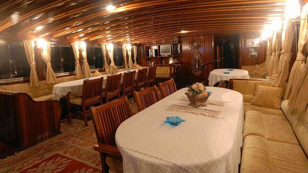 Fully Equipped Saloon