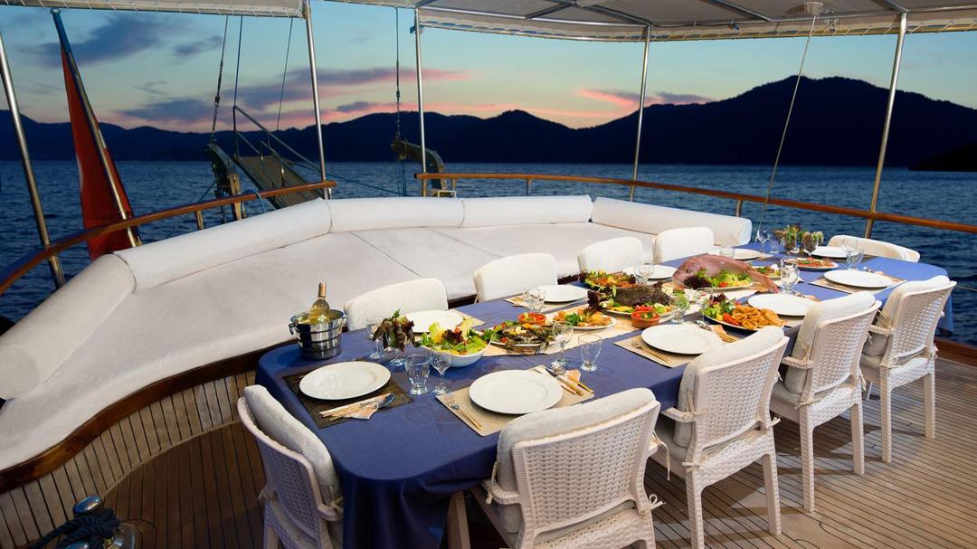 Dine Under the Stars
