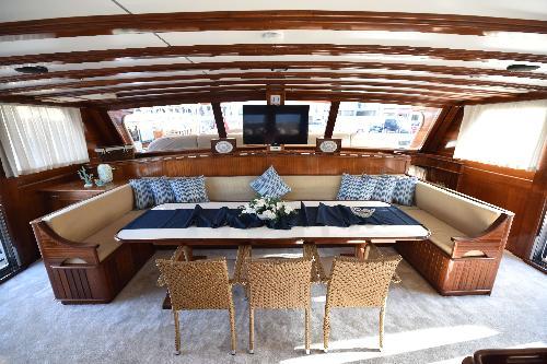 Fully Equipped Saloon