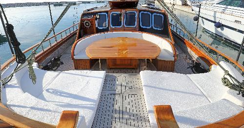 Spacious Deck area