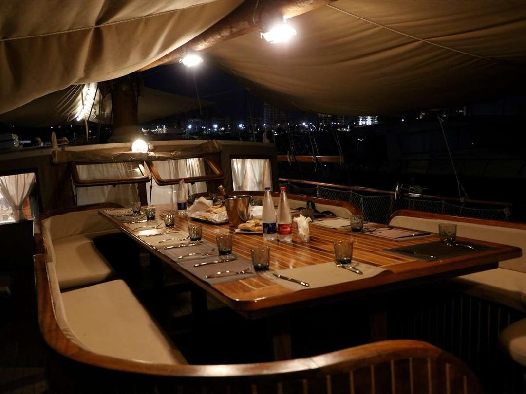 Alfresco Dining