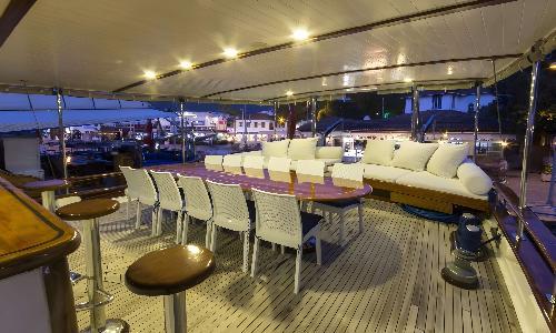 Dine with Spectacular Views