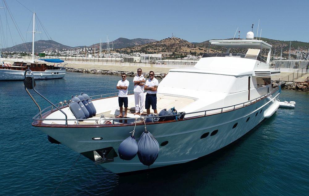 Eternal Elegance: Beautifully Maintained Yacht Rose 25