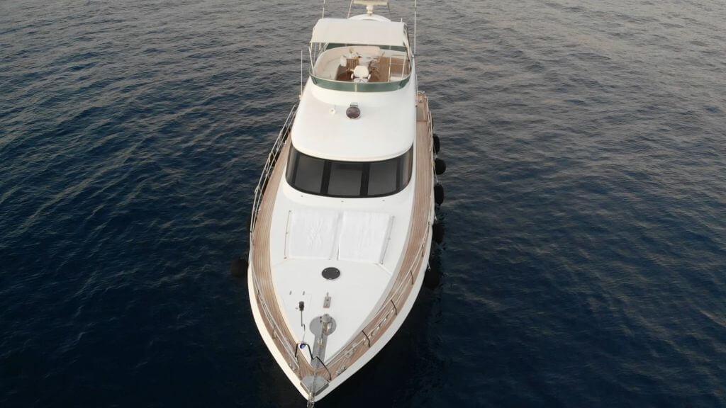 Sun-Kissed Serenity: Unwind and Relax Aboard