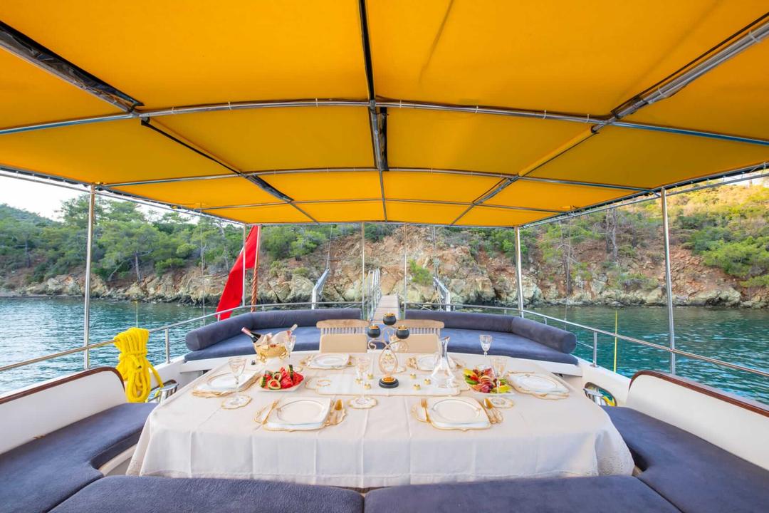 Alfresco Gastronomy at Its Finest