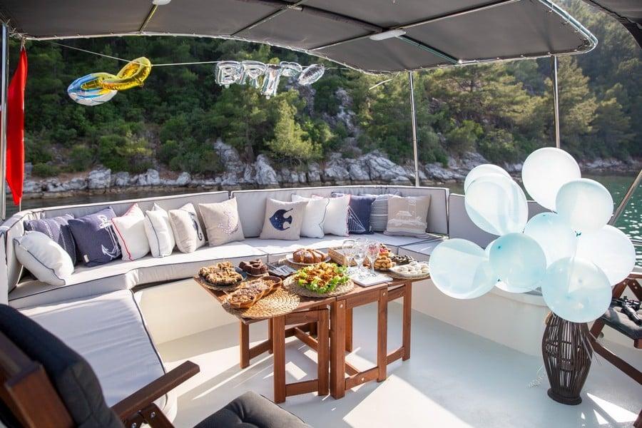 Alfresco Dining: Savour Culinary Delights with Stunning Views on Pumpkin