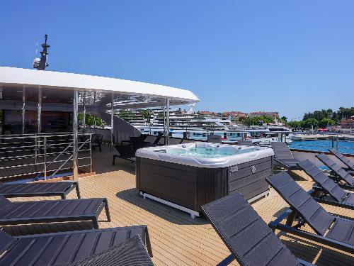 Luxurious Amenities