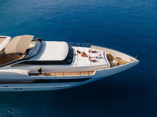 Spacious Serenity: Endless Room to Unwind and Rejuvenate