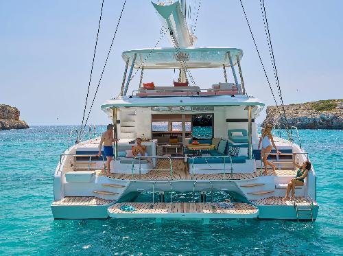 Seamless Seaside Access