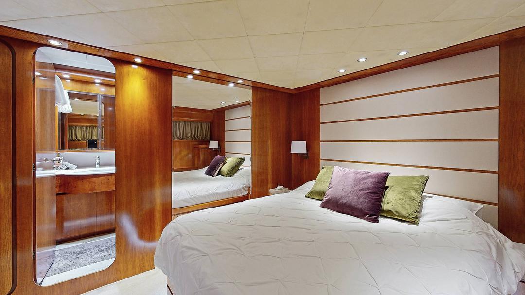 Luxurious Cabin Configuration