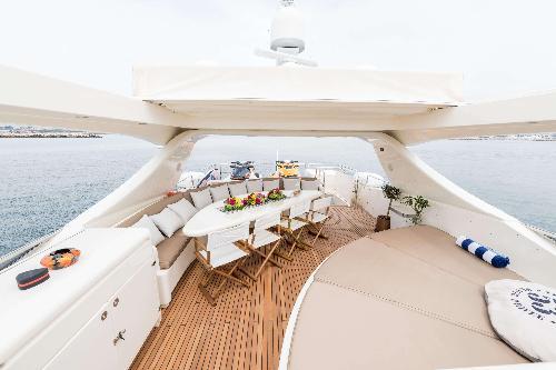 Relax under the sun