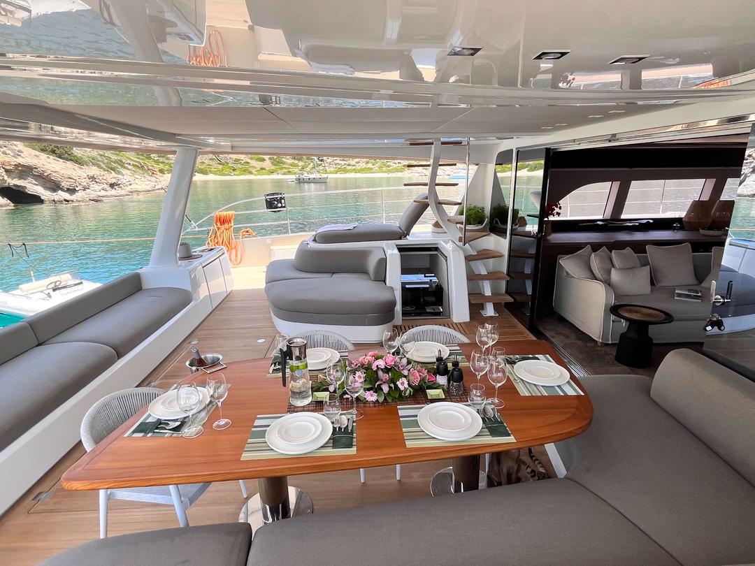 Alfresco Dining