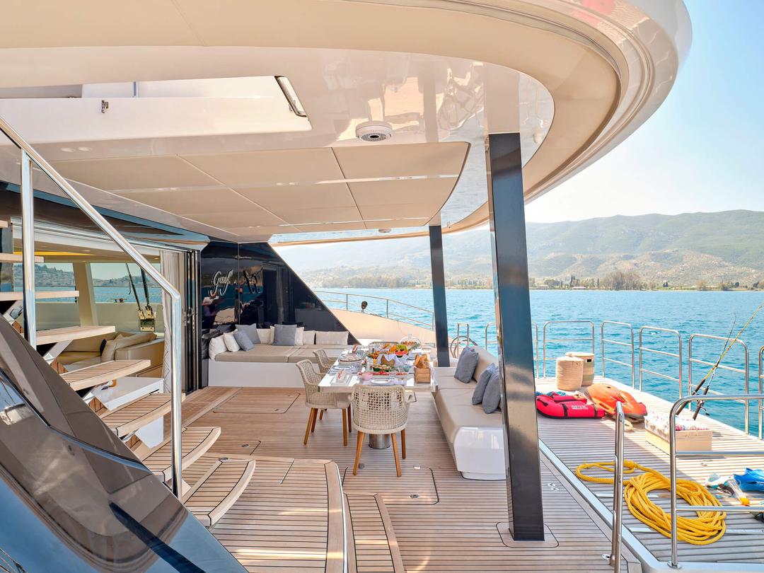 Expansive outside area