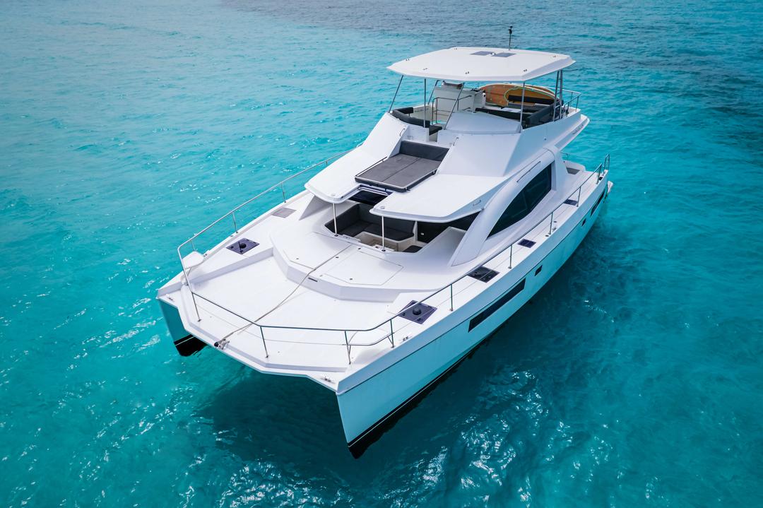 Sleek Sophistication: Modern Charm on the High Seas