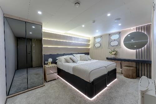 Timeless Beauty: Aesthetic Interior Cabins