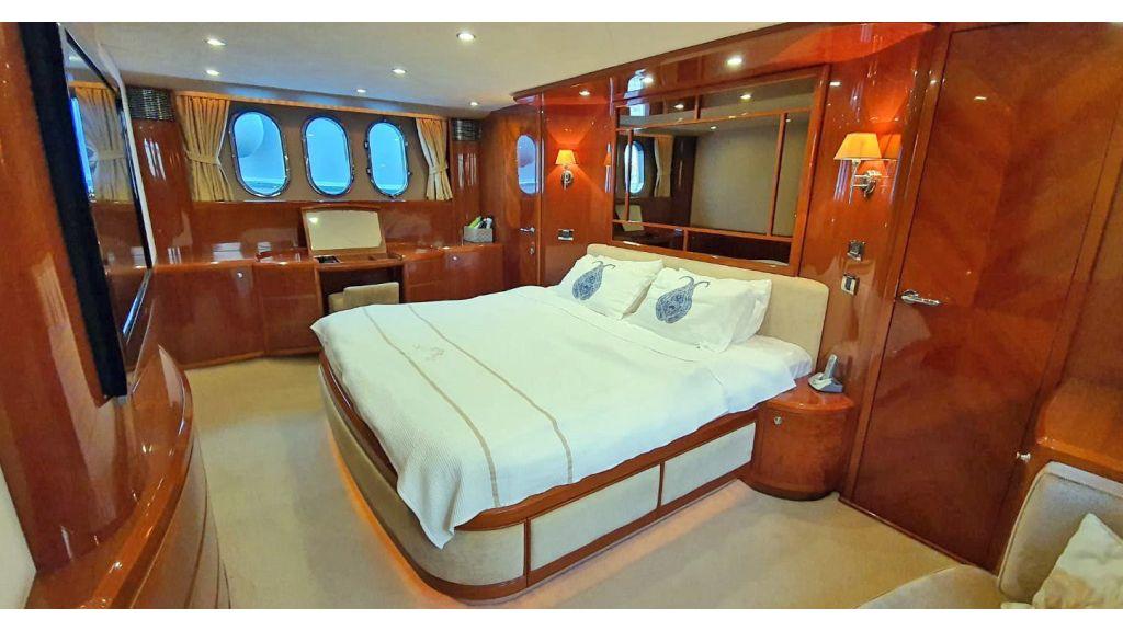 Intimate and Serene Cabins