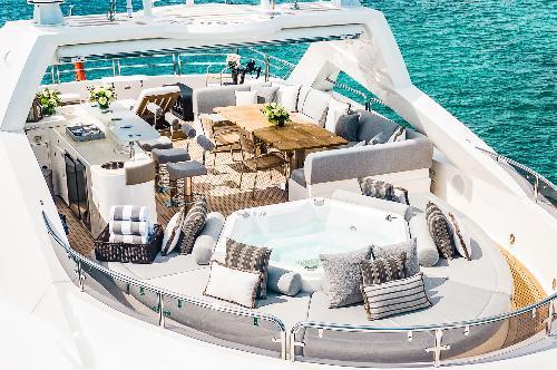 Impressive Sundeck
