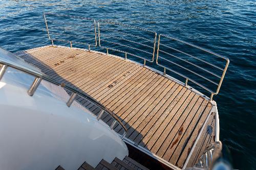 Hydraulic Swim Platform