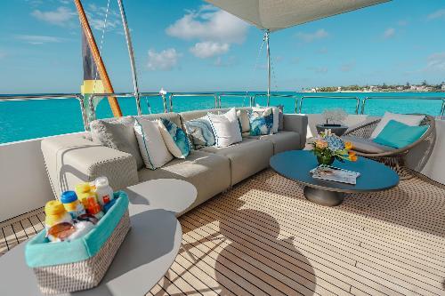 Extensive Outdoor Spaces