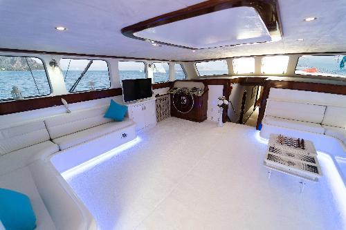 Fully Equipped Saloon