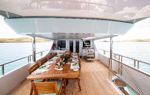 Alfresco Dining