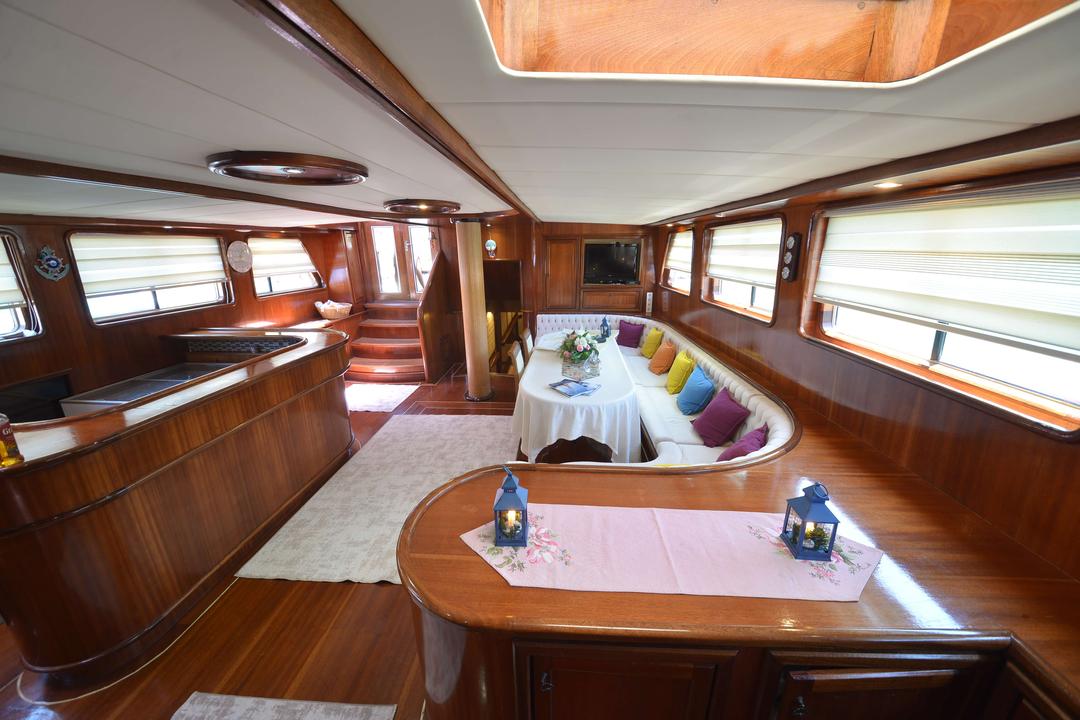 Fully Equipped Saloon