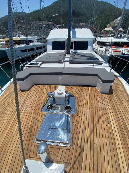 Spacious Serenity: Unwind on the Deck of Albatros M