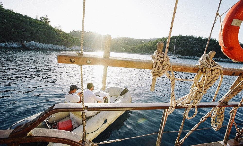 Outdoor Entertainment: Fun in the Open Seas