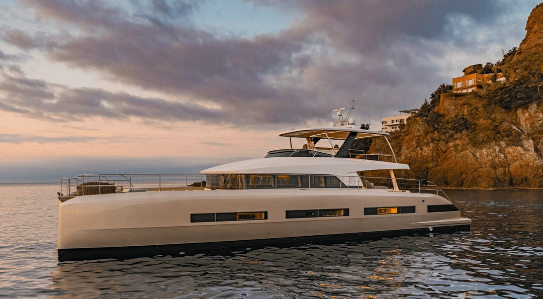 Luxury charter yacht