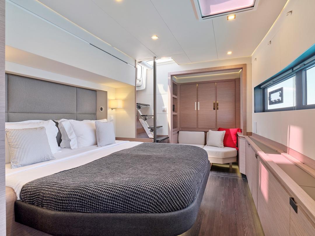 Luxurious Guest Cabins