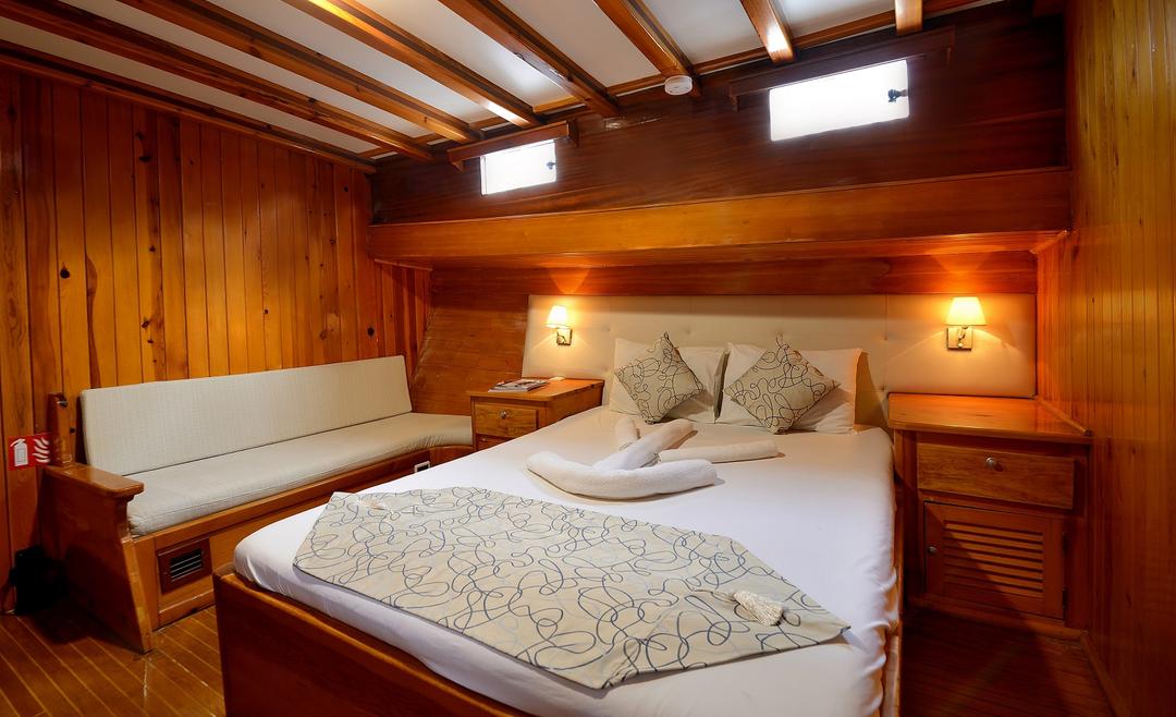 Six spacious cabins with private ensuite bathrooms