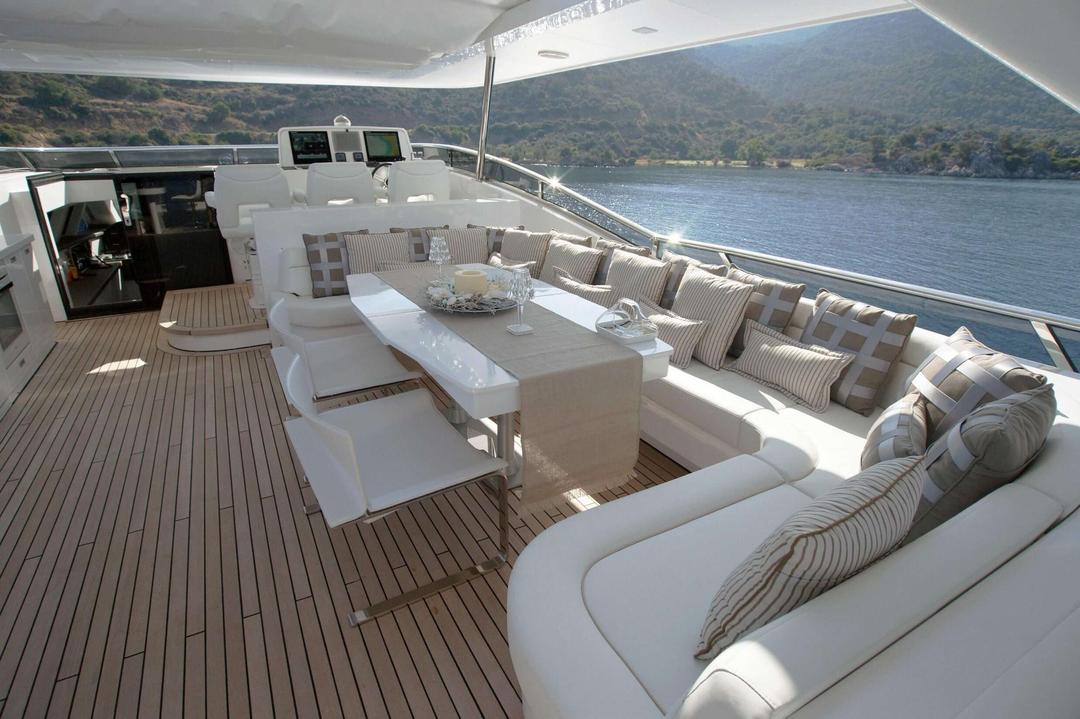 Deck of Dreams: A Wealth of On-Deck Amenities